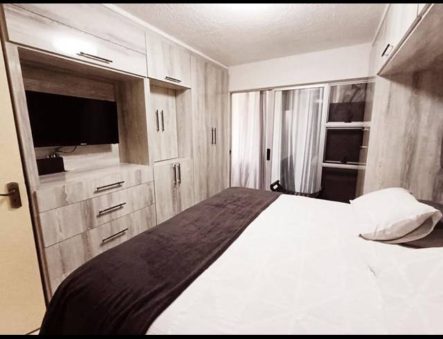 3 BEDROOM APARTMENT FOR SALE IN BLUFF